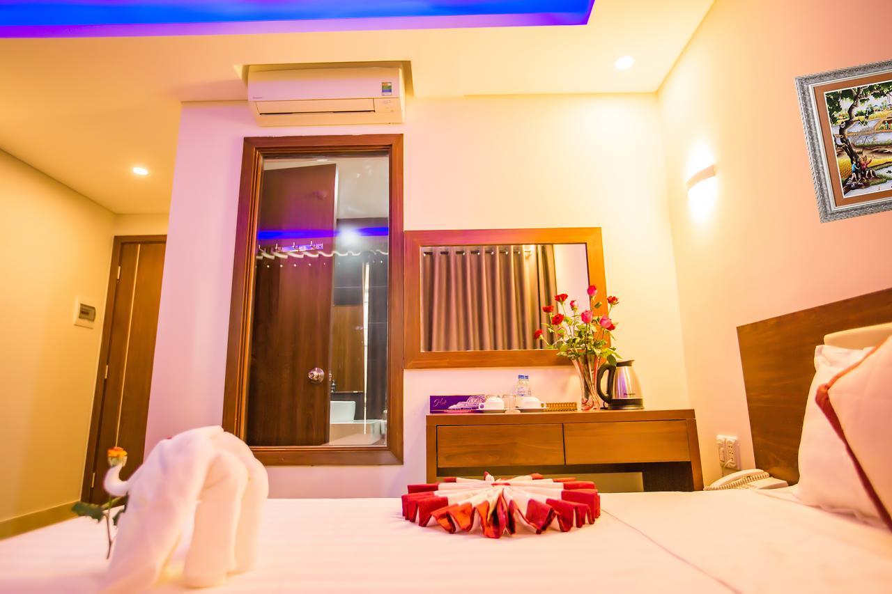 Kien Cuong Hotel Дананг Экстерьер фото