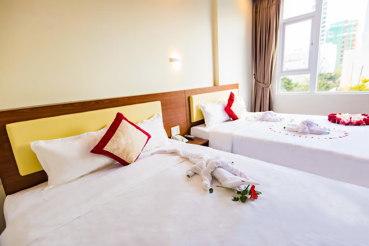 Kien Cuong Hotel Дананг Экстерьер фото