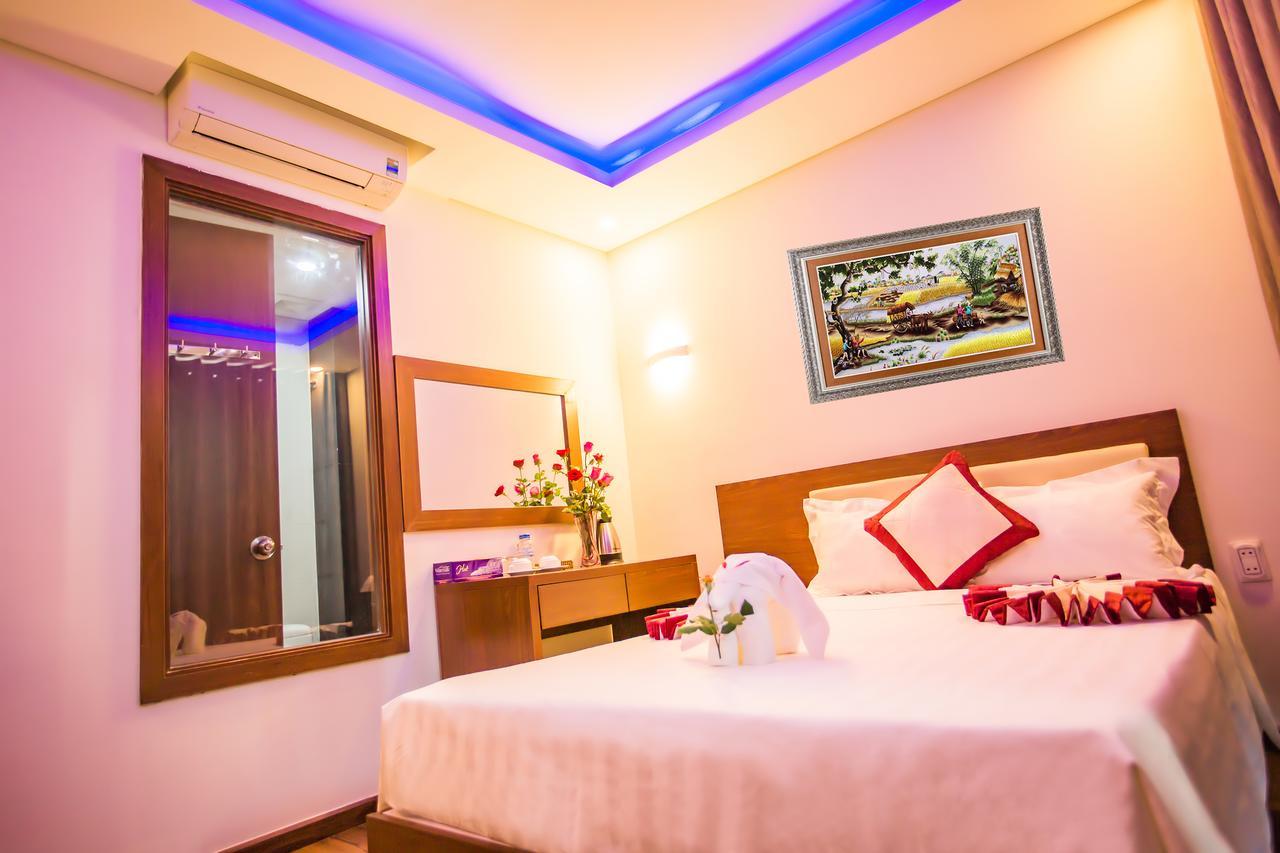 Kien Cuong Hotel Дананг Экстерьер фото