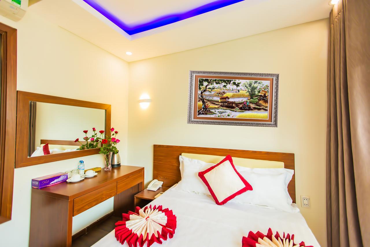 Kien Cuong Hotel Дананг Экстерьер фото